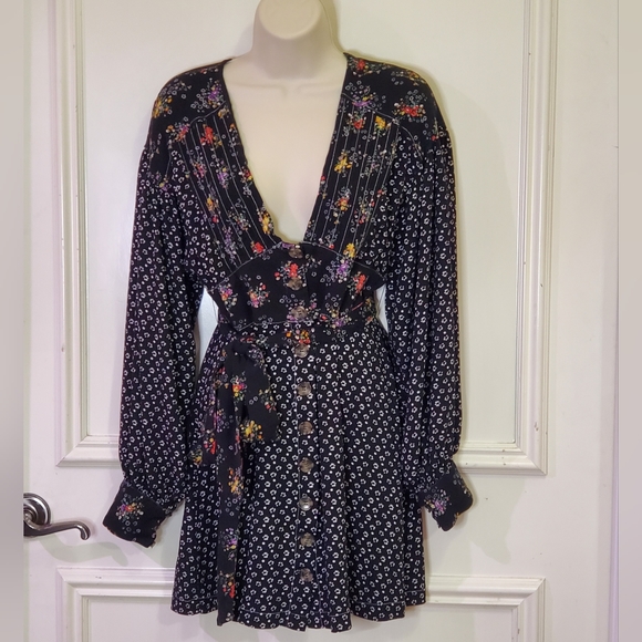 Free People Wonderland Black Multi-Color Floral Long Sleeve Mini Dress - Picture 5 of 16